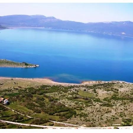 Prenociste Sljuka D O O *